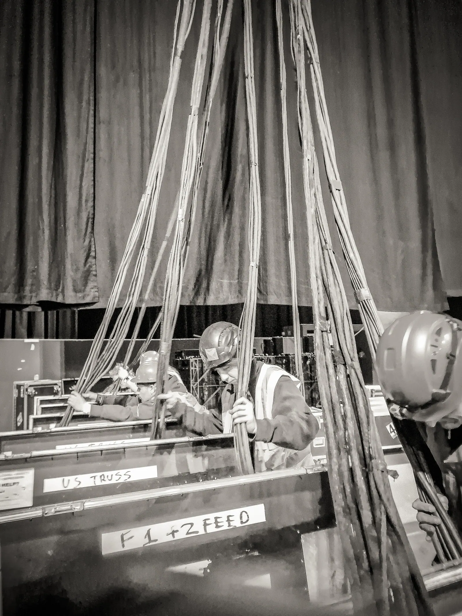 Load-out · kabels naar truss